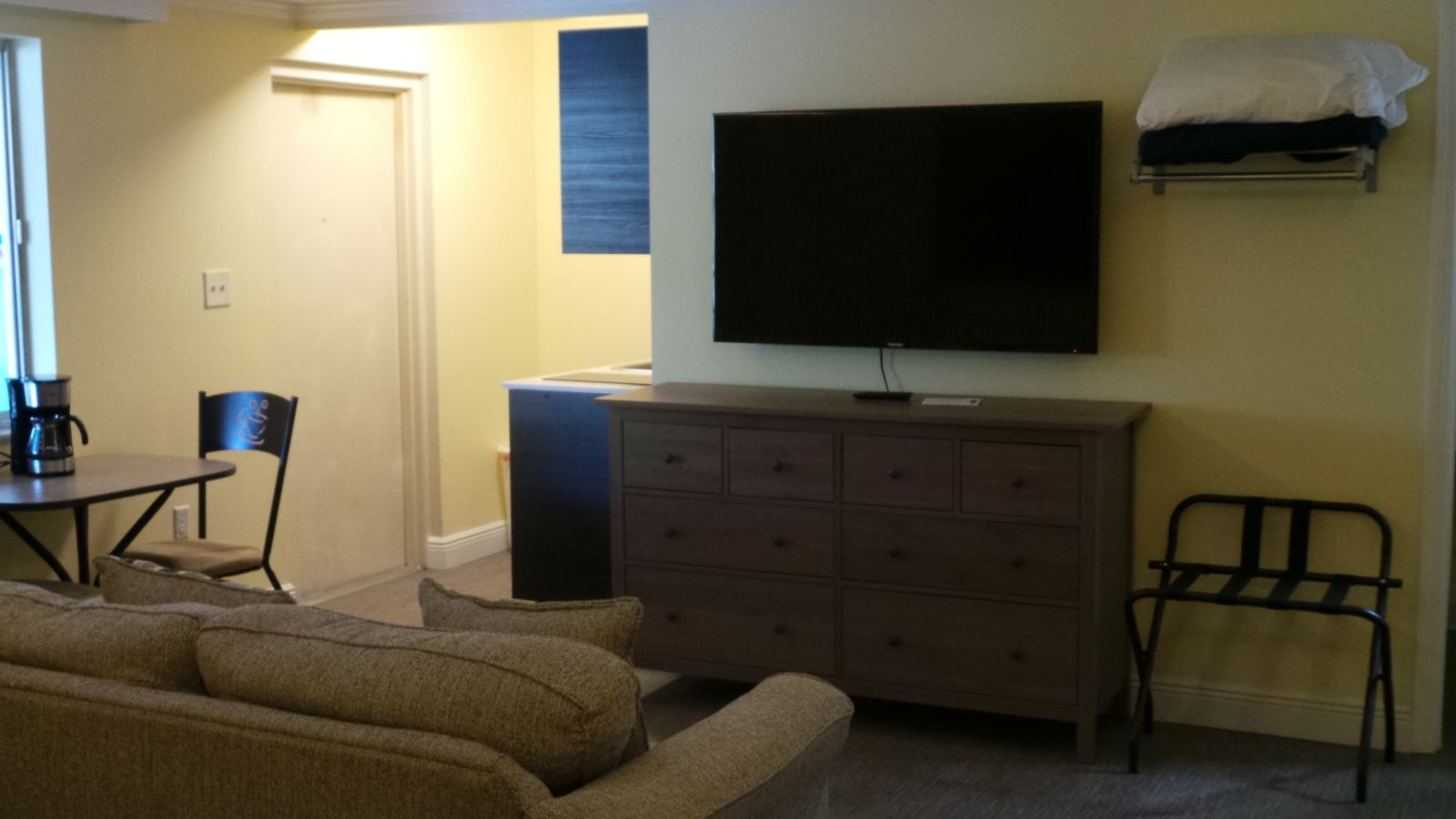 Guest Room 1
